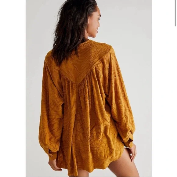 Free People Can’t Stop Dreaming Tunic Top Mustard Yellow boxy textured floral M - Picture 1 of 8
